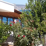 Korasida Blue Coast Appartement Akhladherí