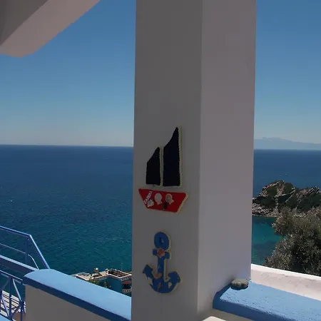 Korasida Blue Coast Apartamento Akhladherí